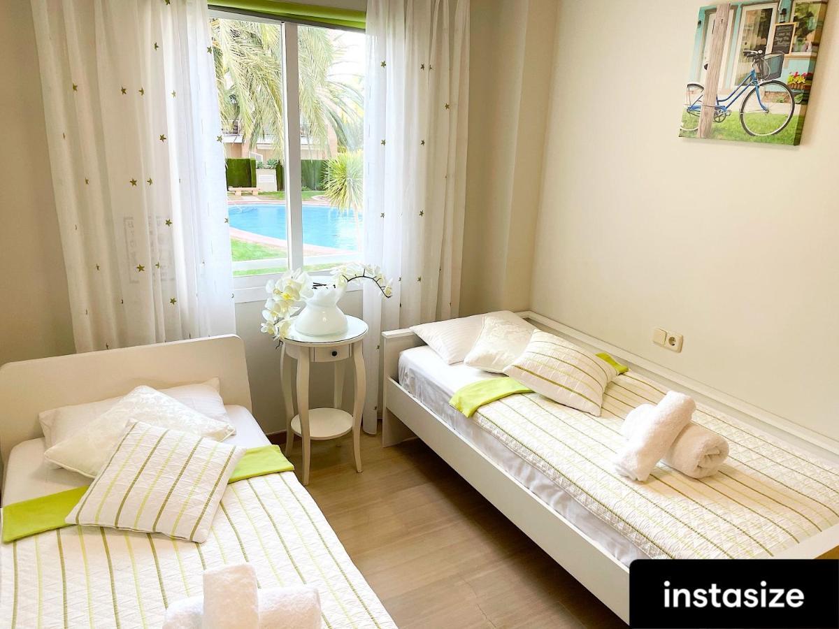 Golden Gardens Lux Apartment خافييا المظهر الخارجي الصورة