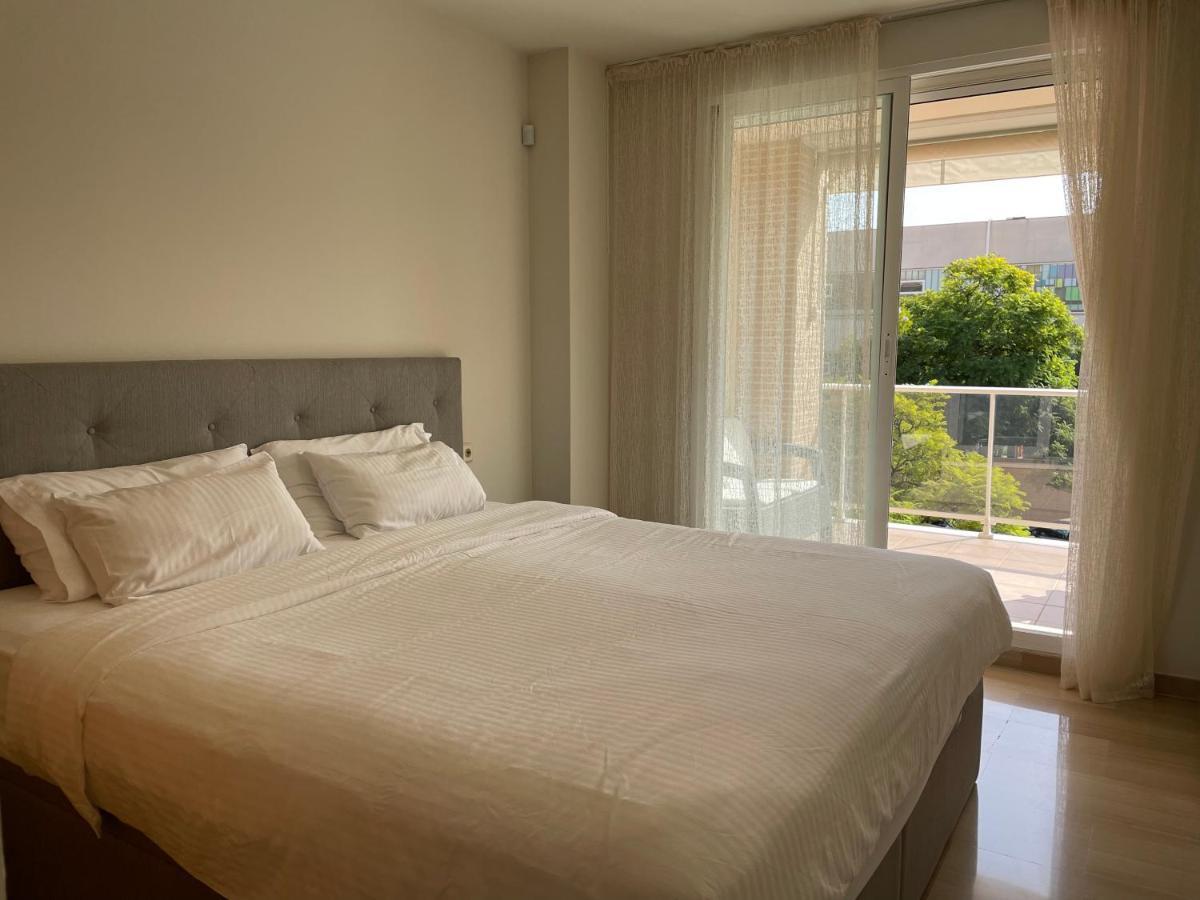 Golden Gardens Lux Apartment خافييا المظهر الخارجي الصورة
